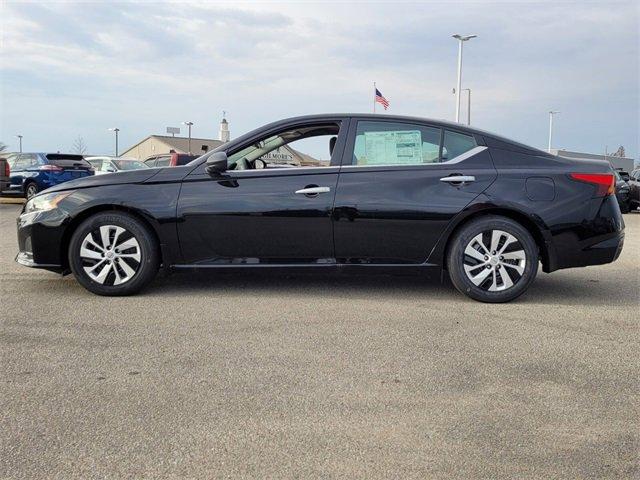 new 2025 Nissan Altima car, priced at $27,750