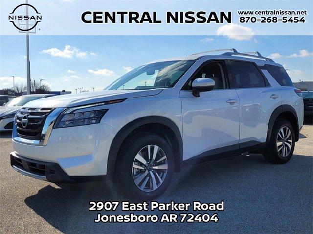 new 2025 Nissan Pathfinder car, priced at $44,625