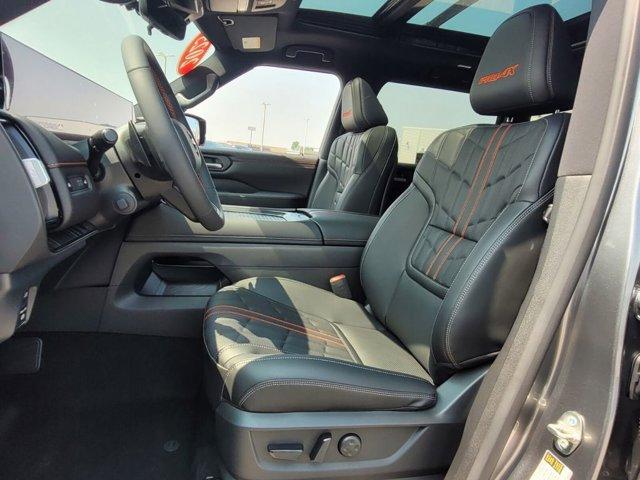 new 2025 Nissan Armada car