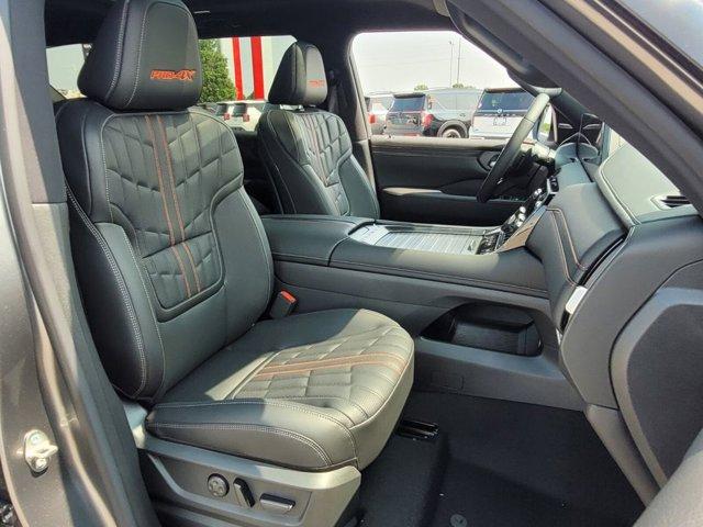 new 2025 Nissan Armada car