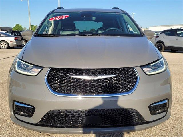 used 2022 Chrysler Pacifica car, priced at $26,893