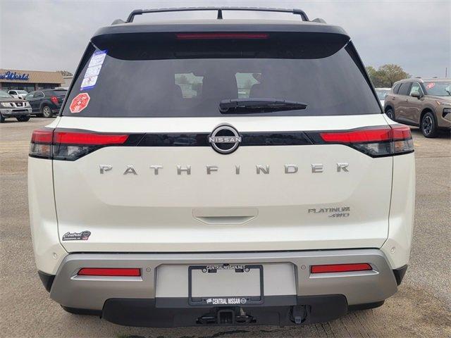 new 2024 Nissan Pathfinder car, priced at $52,372