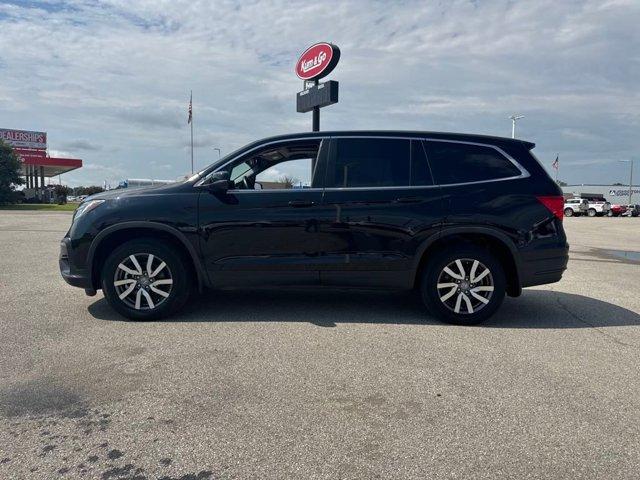 used 2022 Honda Pilot car, priced at $27,995