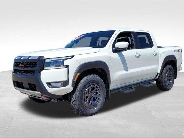 new 2025 Nissan Frontier car