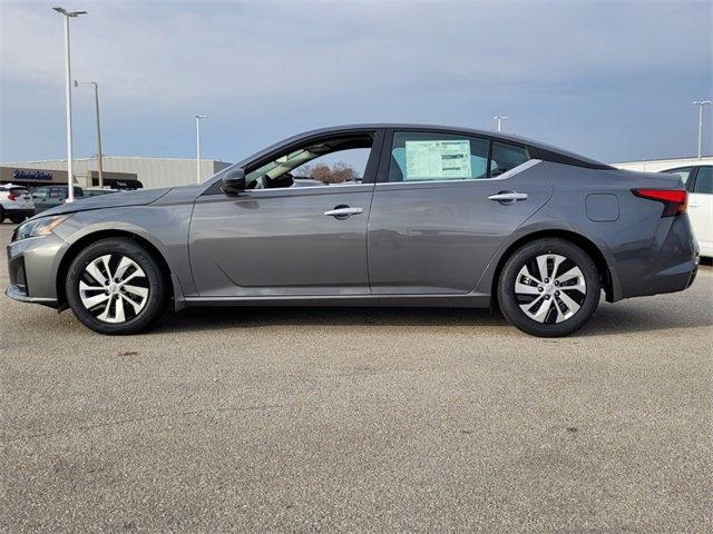 new 2025 Nissan Altima car, priced at $27,840