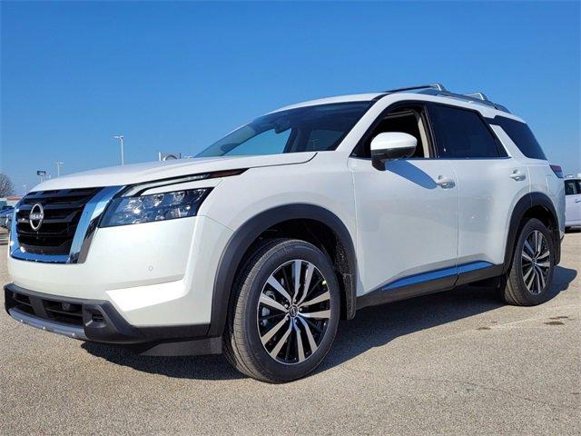 new 2025 Nissan Pathfinder car, priced at $49,490