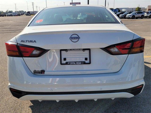 new 2025 Nissan Altima car, priced at $27,750