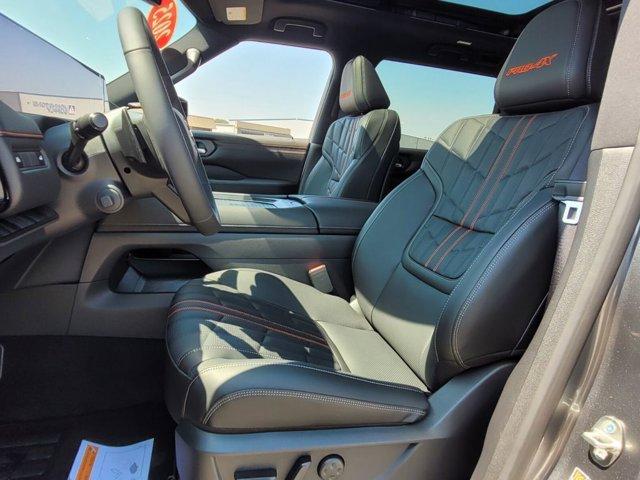 new 2025 Nissan Armada car