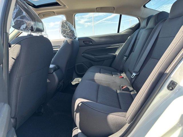new 2025 Nissan Altima car