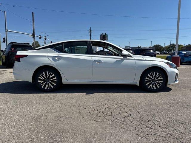 new 2025 Nissan Altima car
