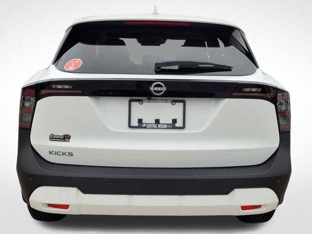 new 2025 Nissan Kicks car, priced at $27,530