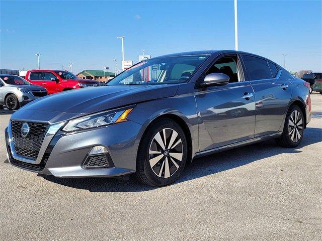 used 2022 Nissan Altima car, priced at $21,556