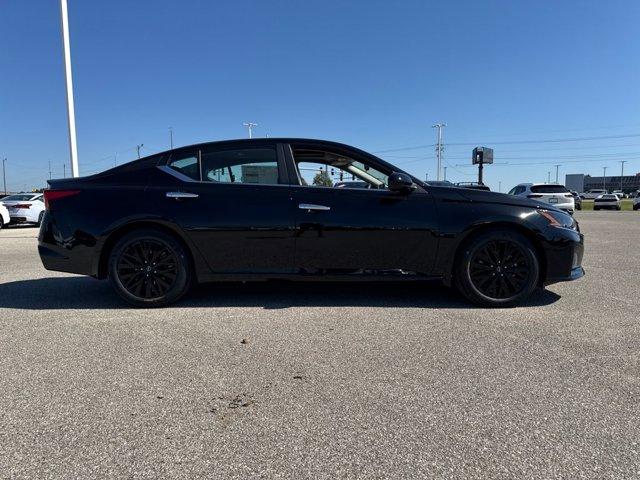 new 2025 Nissan Altima car
