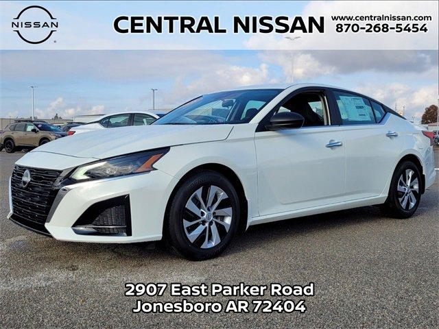 new 2025 Nissan Altima car, priced at $27,250