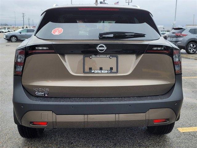 new 2025 Nissan Kicks car, priced at $26,325