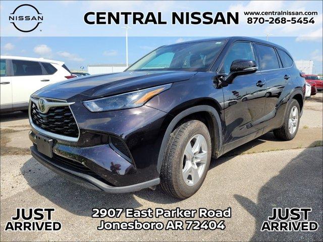 used 2022 Toyota Highlander car, priced at $32,995