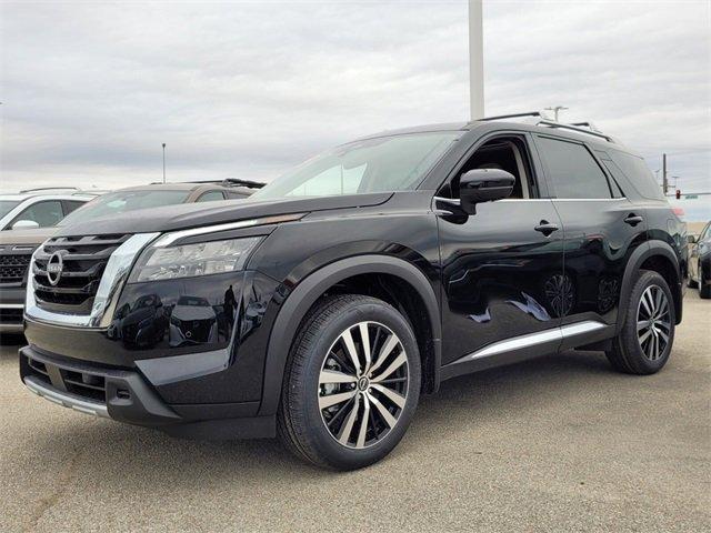 new 2025 Nissan Pathfinder car, priced at $50,605