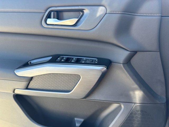 new 2025 Nissan Pathfinder car