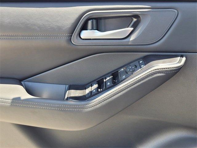 new 2025 Nissan Rogue car