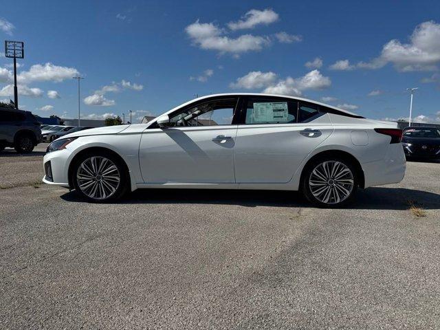 new 2025 Nissan Altima car