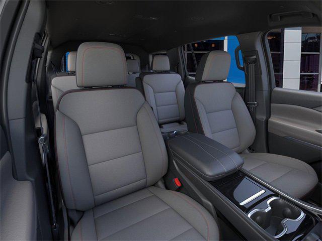 new 2025 Chevrolet Traverse car, priced at $39,645