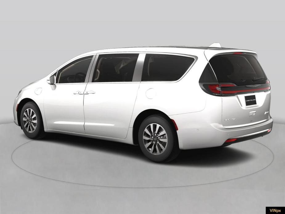 new 2023 Chrysler Pacifica Hybrid car, priced at $53,085