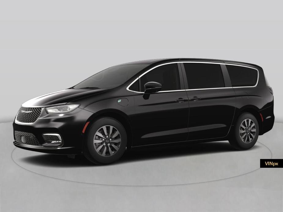 new 2023 Chrysler Pacifica Hybrid car, priced at $53,085