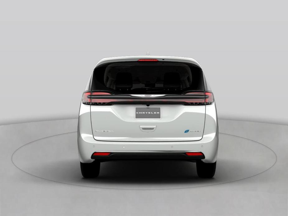 new 2022 Chrysler Pacifica Hybrid car, priced at $50,008