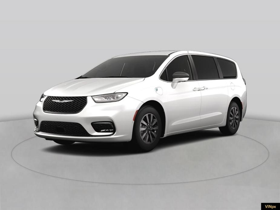 new 2023 Chrysler Pacifica Hybrid car, priced at $53,085