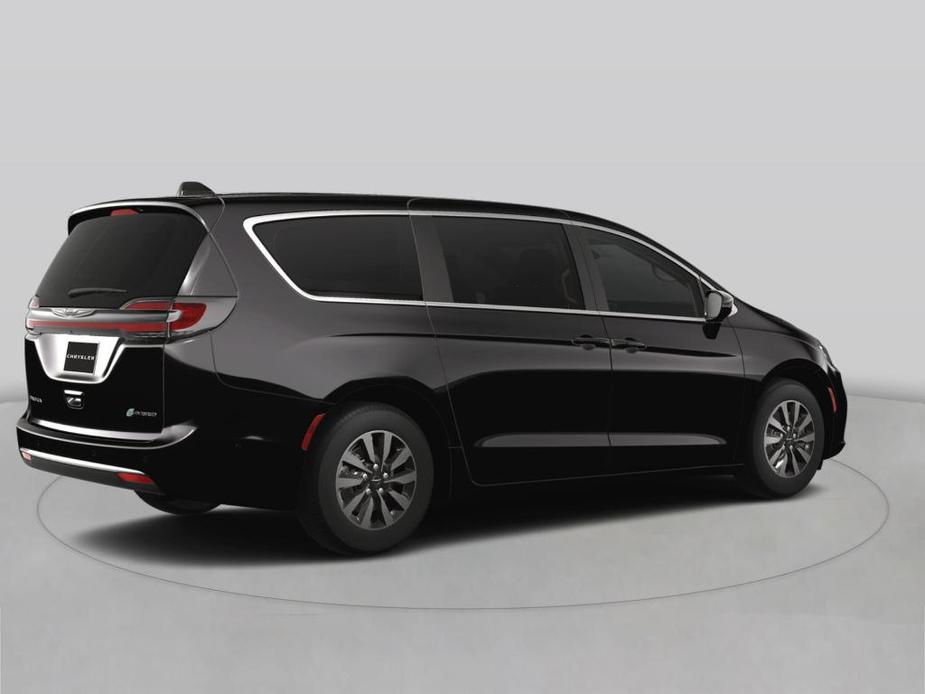 new 2023 Chrysler Pacifica Hybrid car, priced at $53,085