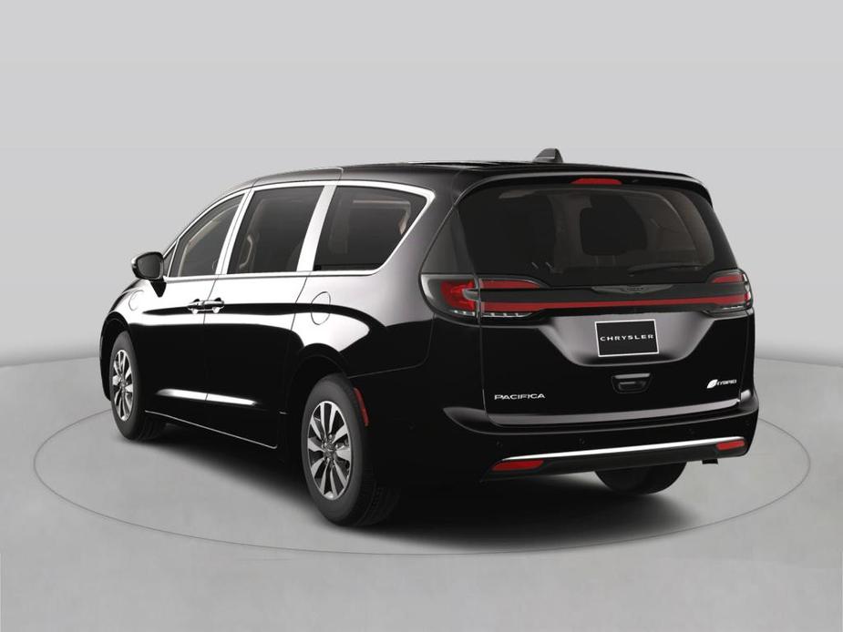 new 2023 Chrysler Pacifica Hybrid car, priced at $53,085