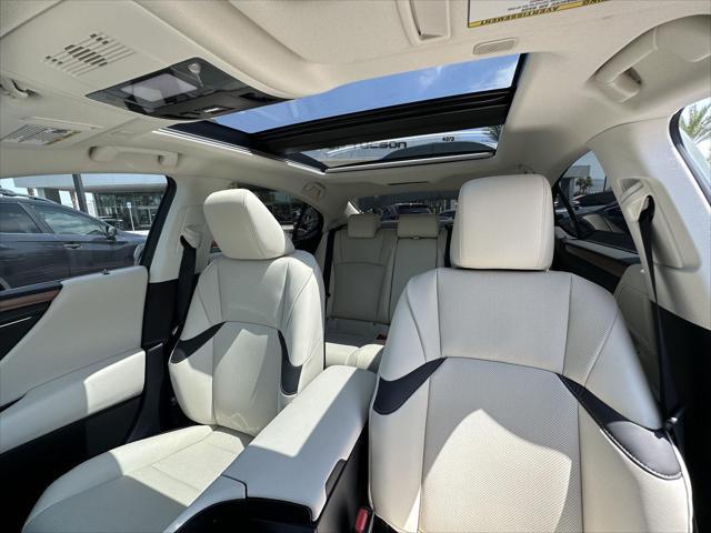 new 2025 Lexus ES 350 car, priced at $51,829