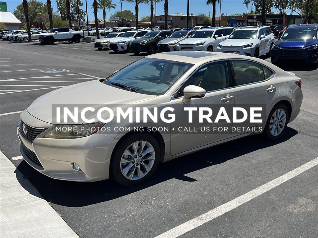 used 2013 Lexus ES 300h car