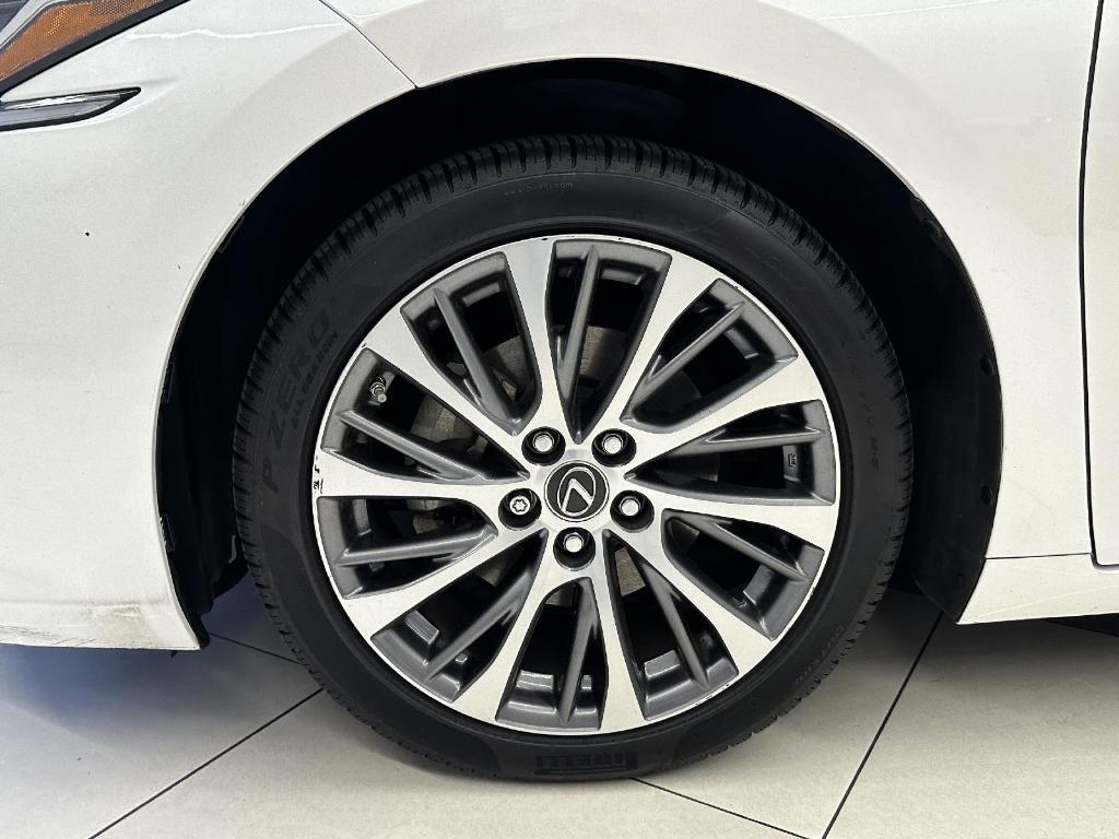 used 2019 Lexus ES 350 car, priced at $29,490