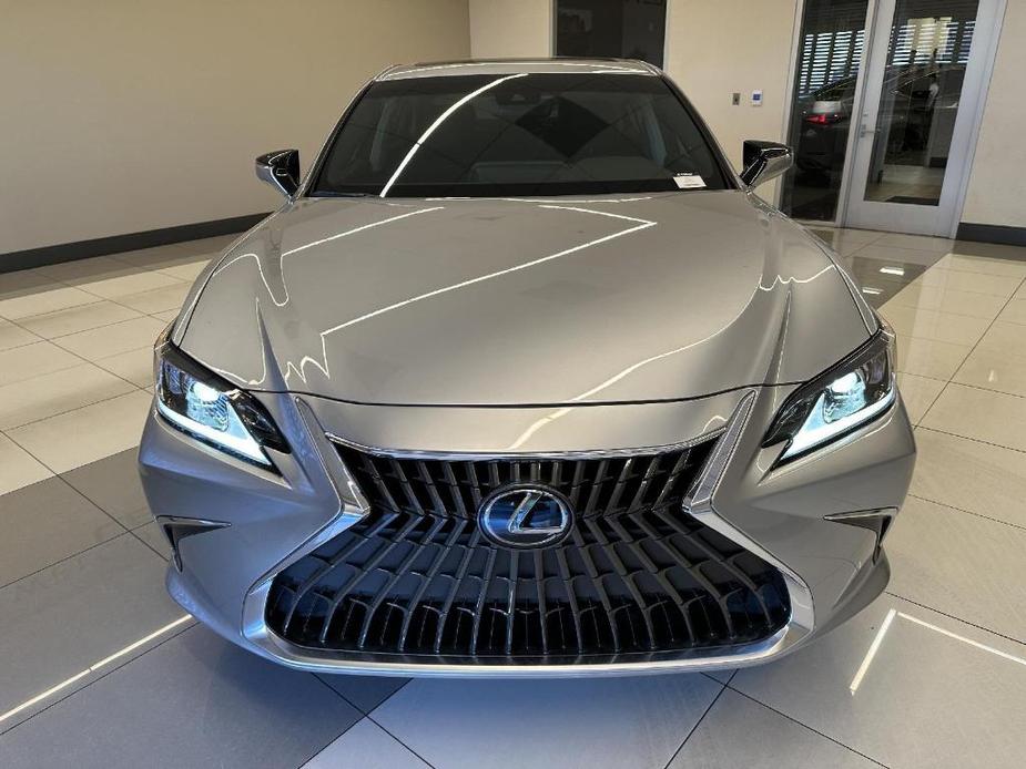 new 2024 Lexus ES 350 car, priced at $44,105