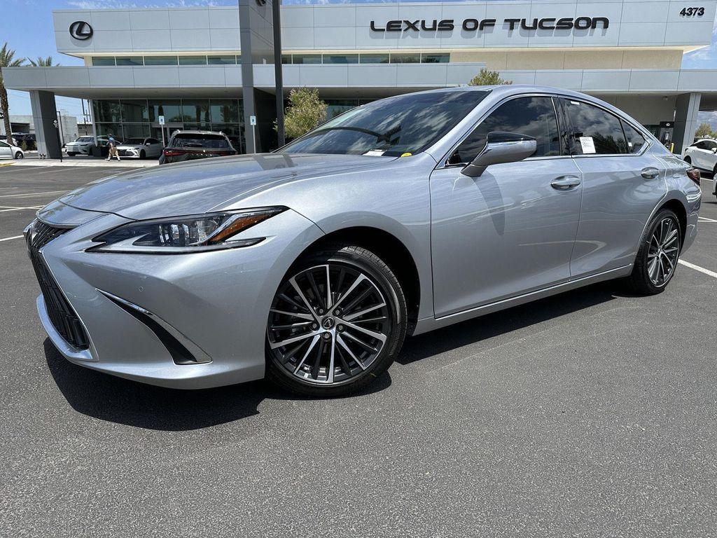 new 2025 Lexus ES 300h car, priced at $51,684