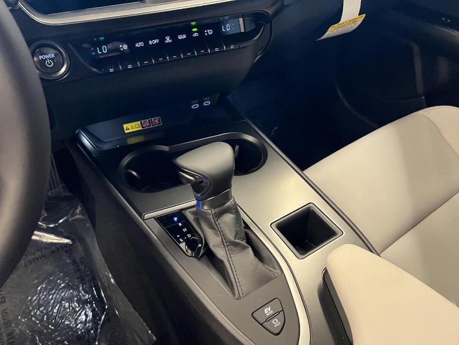 new 2024 Lexus UX 250h car, priced at $40,150
