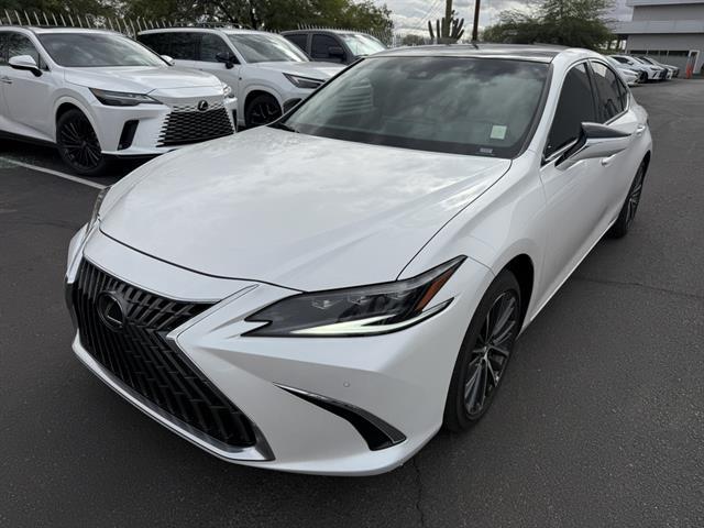 used 2025 Lexus ES 350 car, priced at $43,590