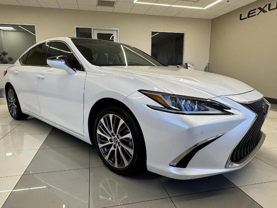 used 2019 Lexus ES 350 car, priced at $32,490