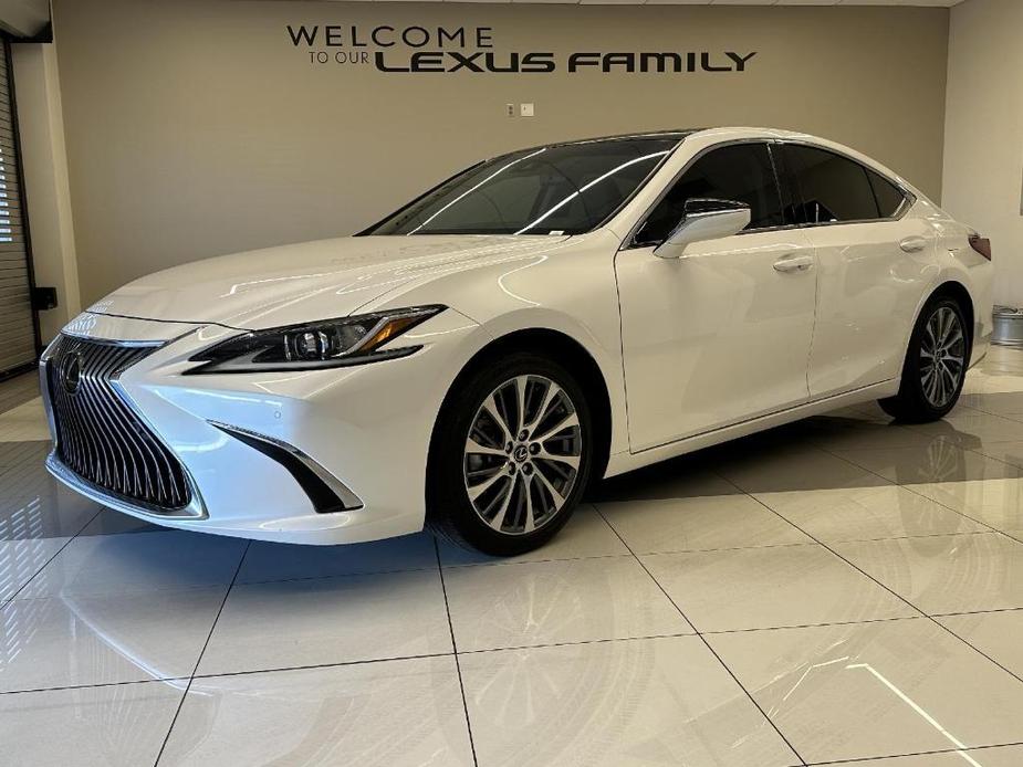 used 2019 Lexus ES 350 car, priced at $32,490