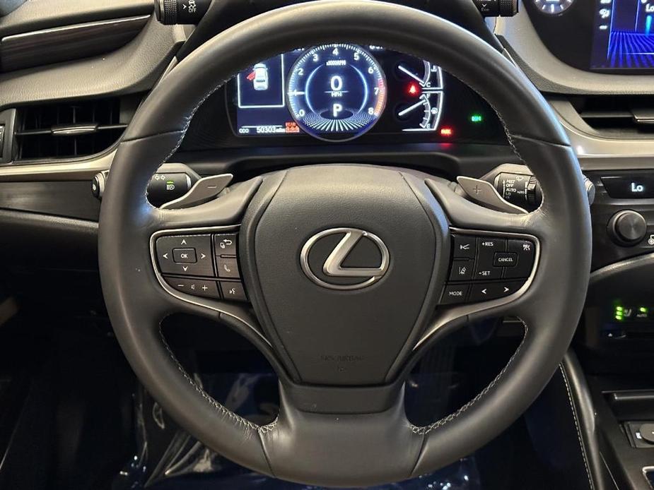 used 2019 Lexus ES 350 car, priced at $32,490