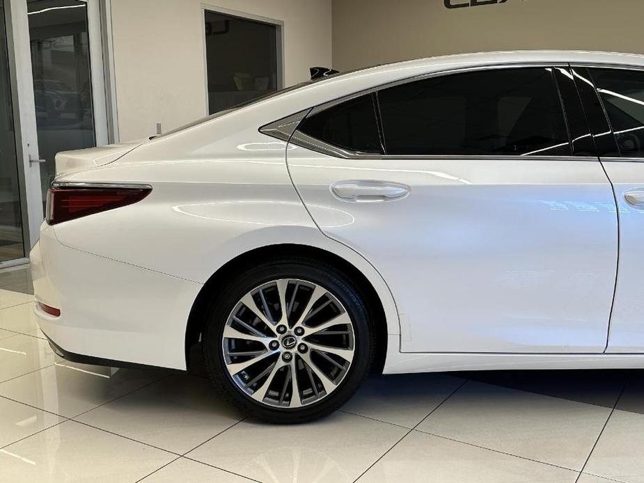 used 2019 Lexus ES 350 car, priced at $32,490