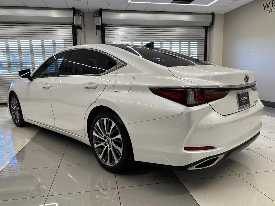 used 2019 Lexus ES 350 car, priced at $32,490