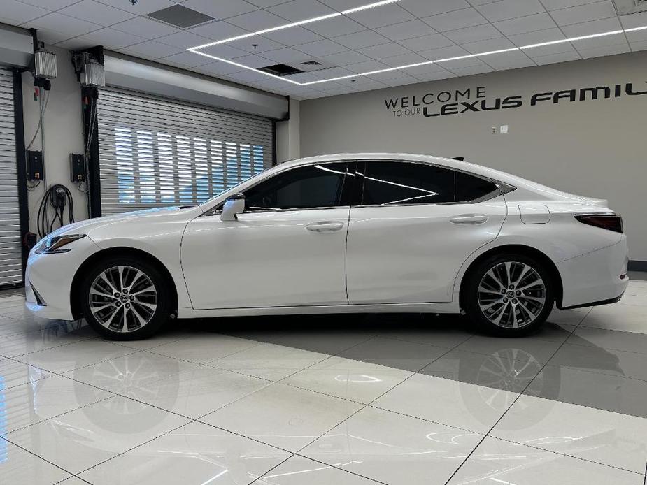 used 2019 Lexus ES 350 car, priced at $32,490