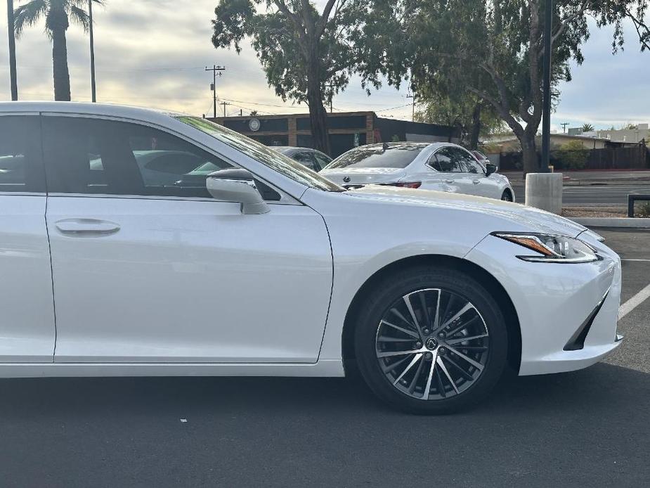 used 2024 Lexus ES 300h car, priced at $47,990