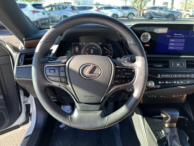 used 2025 Lexus ES 300h car, priced at $46,990