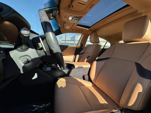 used 2025 Lexus ES 300h car, priced at $46,990