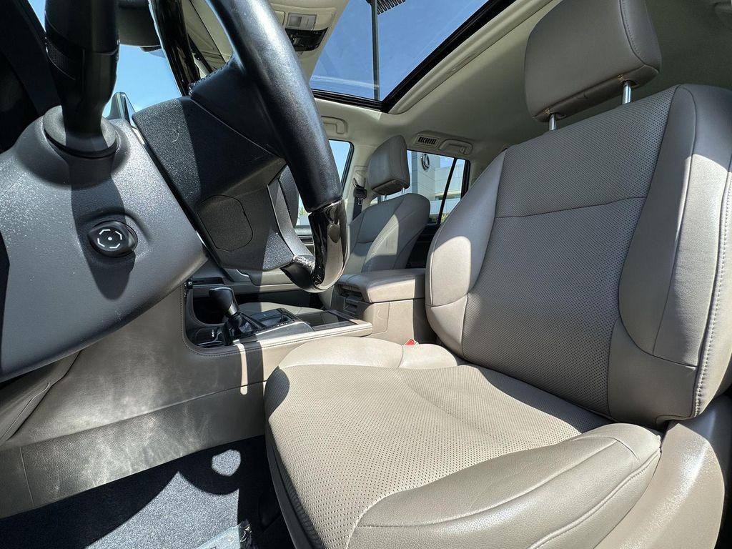 used 2023 Lexus GX 460 car
