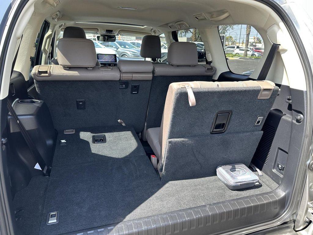used 2023 Lexus GX 460 car