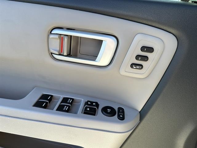 used 2014 Honda Pilot car, priced at $12,990